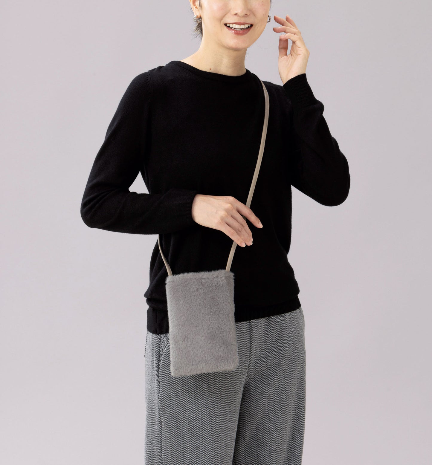 オーラ/ファーショルダー