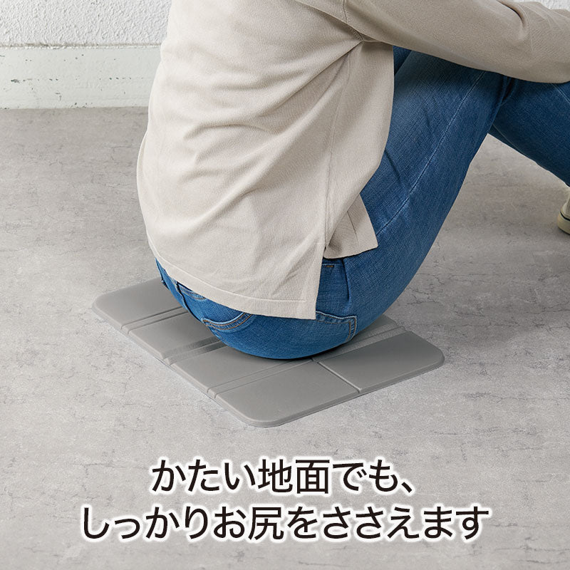災害対策!コンパクトになるお役立ちレジャークッション(巾着付き)