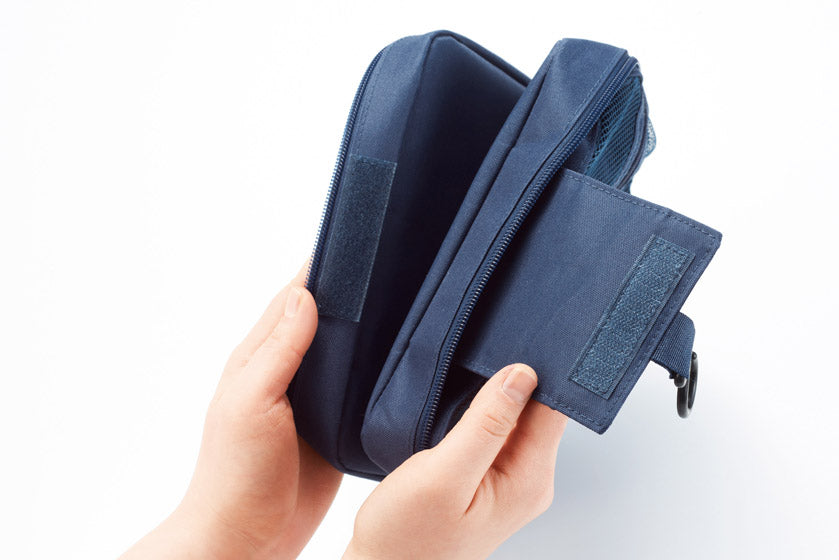 パッと開く!どこでもつり下げ収納ポーチ