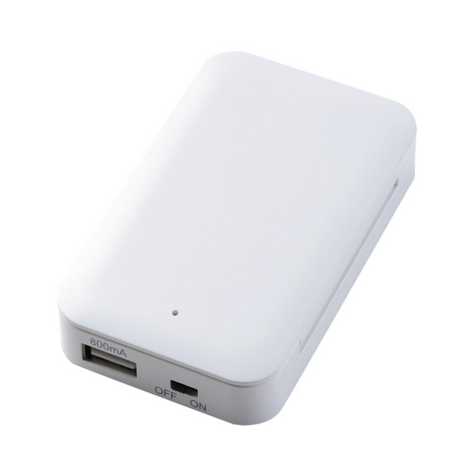 乾電池式モバイルチャージャー