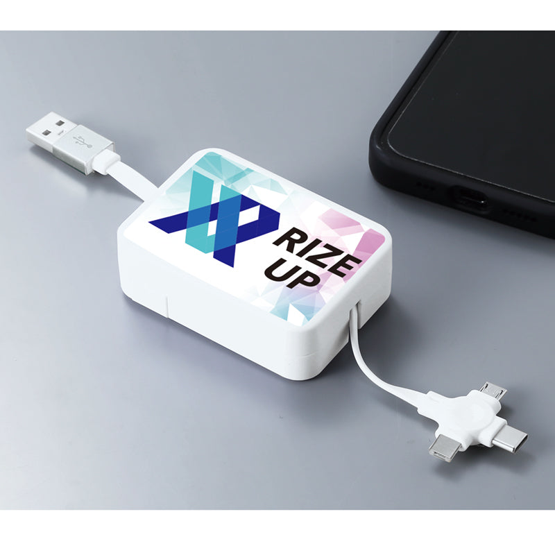 スマホスタンドになるコンパクト3in1ケーブル