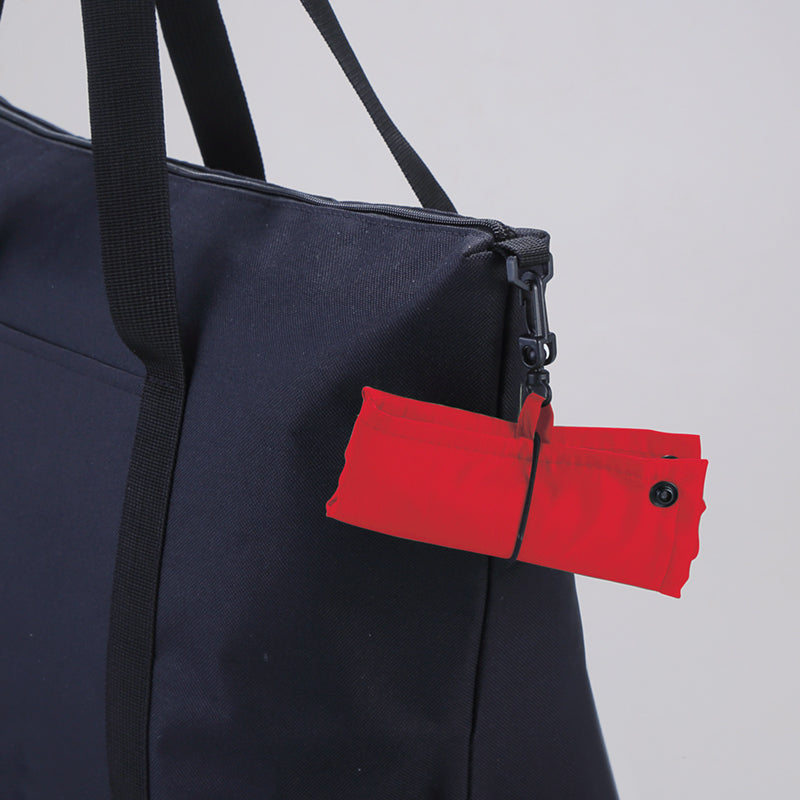 リフェロ・再生PETコンパクトボトルホルダー(カラビナ付き)のっぶら下げ写真