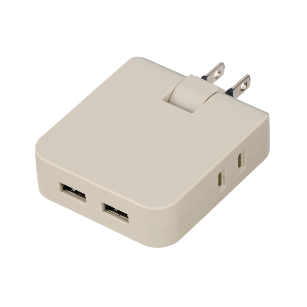 マルチアダプター(2AC+2USB)