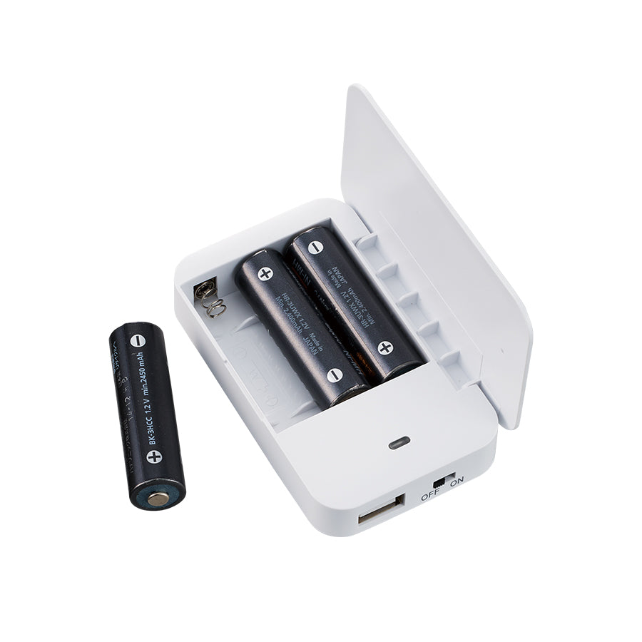 乾電池式モバイルチャージャー(単3乾電池×3本)