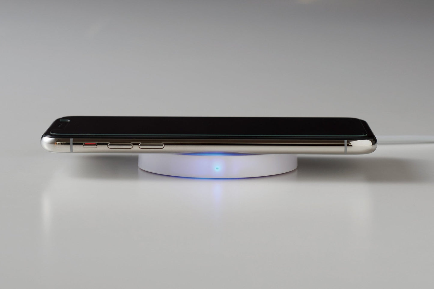 置いて充電ワイヤレスチャージャー - 販促日本一