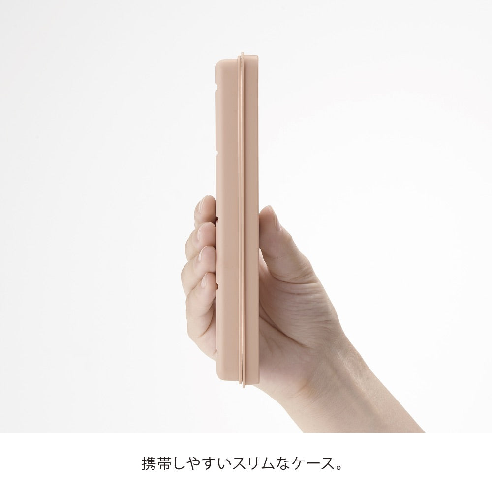 シェコル・抗菌カトラリーセットは携帯しやすいスリムなケースです