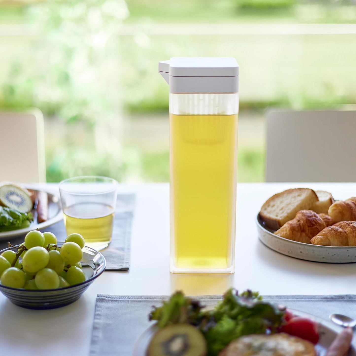 倒して置ける冷水筒 タワー ティーバッグ入れ付き