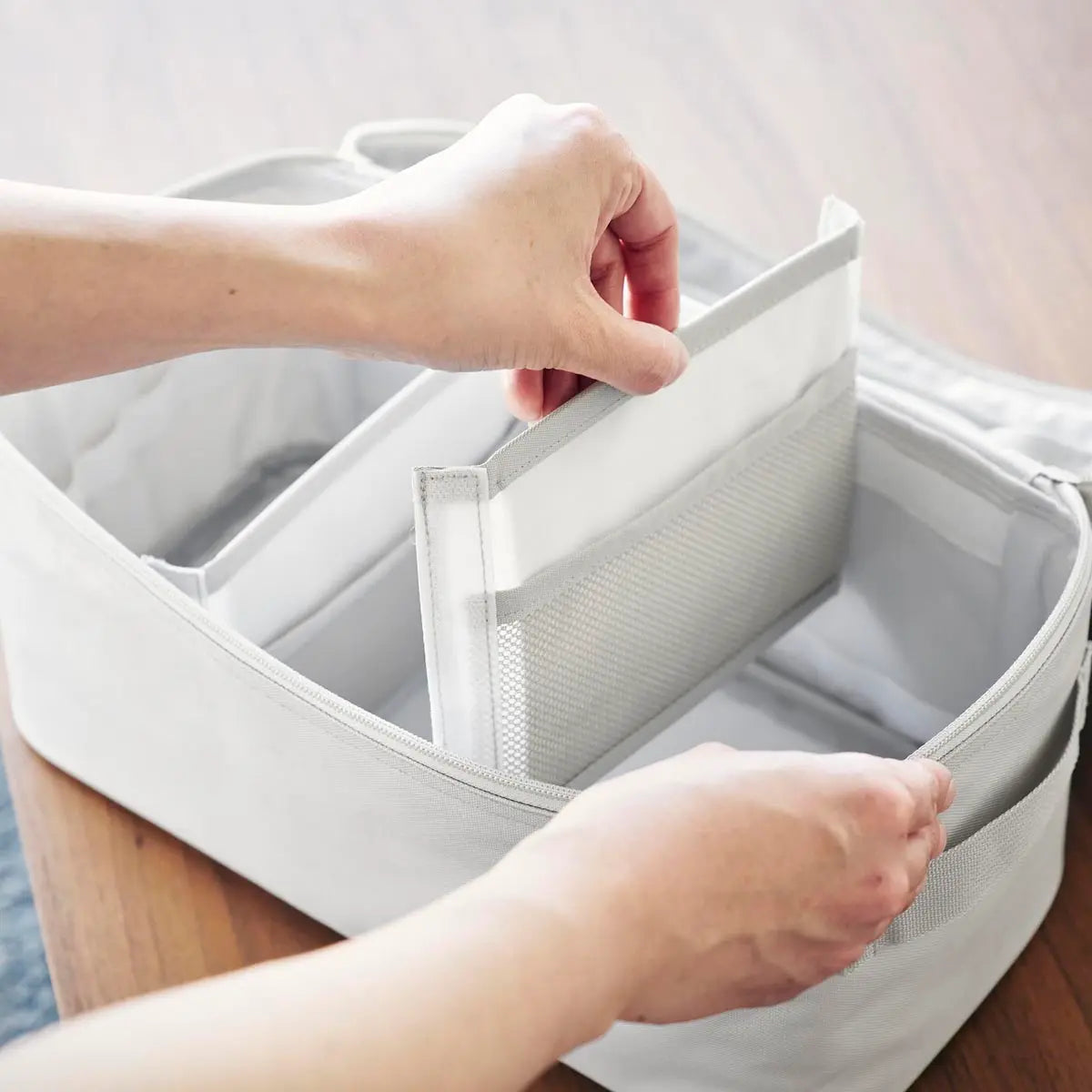 救急バッグ タワー 仕切り付き