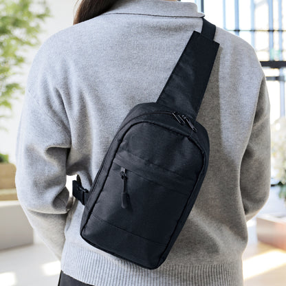 ファスナーポケット付きワンショルダーバッグ