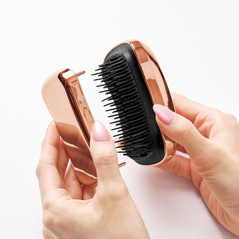 ルフレア・ヘアブラシ（カバー付き）