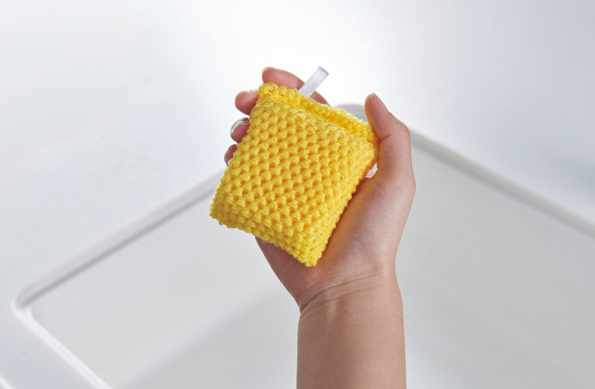 洗剤いらずのふたごスポンジ　大きさイメージ