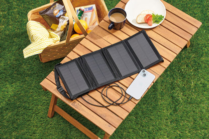 ガジェットポケット付 携帯ソーラーパネルはアウトドアで充電できます
