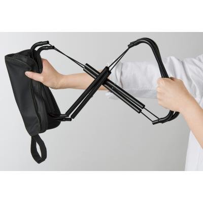 コンパクトチェア - 広げている最中のイメージ