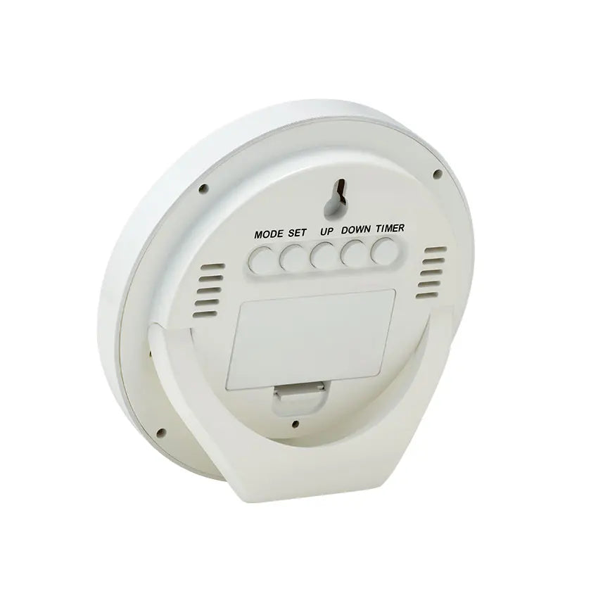 表示が見やすい丸時計を裏面から斜めに見た図