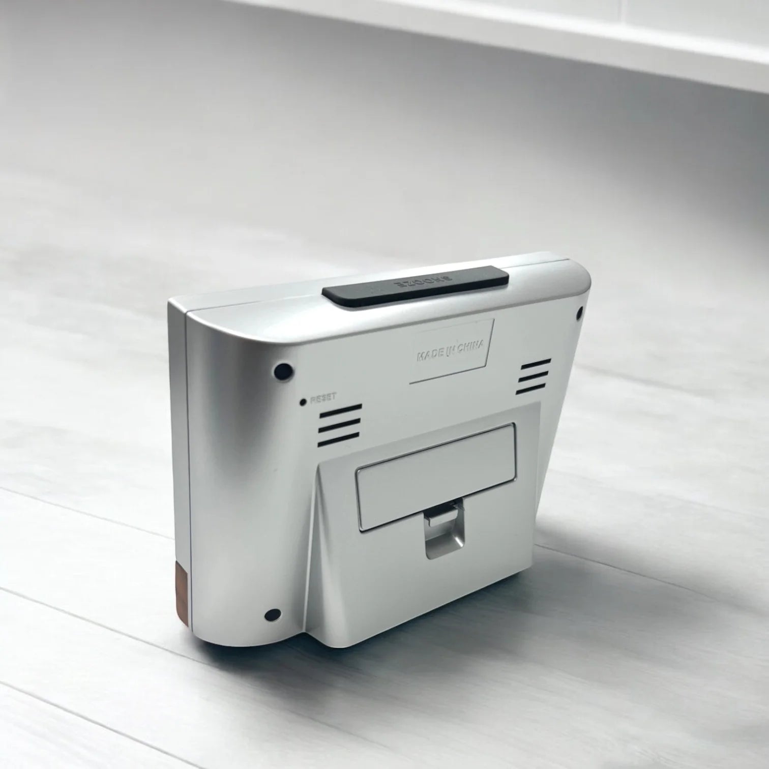 ウッド電波クロック　裏側