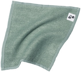 リル バンブーレーヨンハンカチタオルを広げた写真