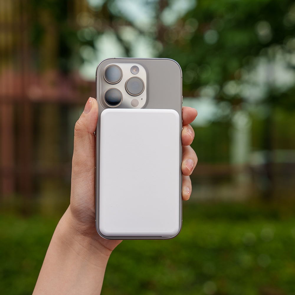 マグネット付ワイヤレスバッテリー5000