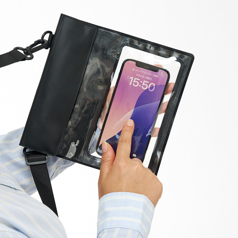 モバイルウォータープルーフサコッシュ