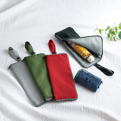 リフェロ・再生PETポータブルマルチ傘カバーにか傘を入れている写真