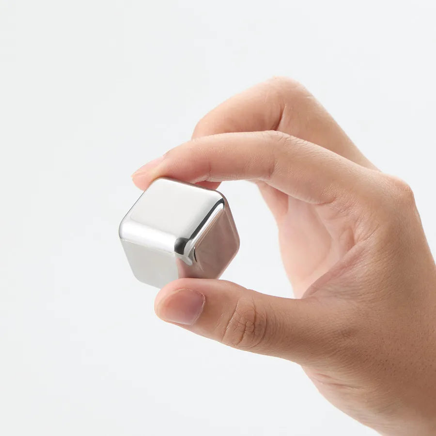 ステンレスアイスキューブ　シルバー