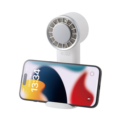 冷却プレートUSBハンディファン（リン酸鉄使用）にスマホを立てているイメージ
