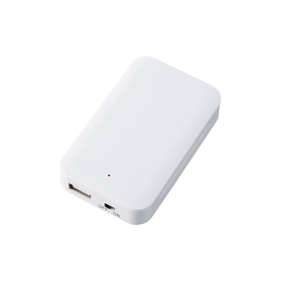 乾電池式モバイルチャージャー（単3乾電池×3本）