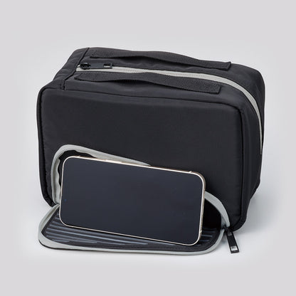 スマホが立てられるクーラーランチポーチ