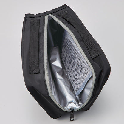 スマホが立てられるクーラーランチポーチ