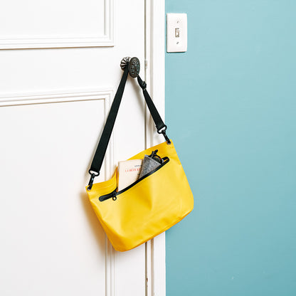 ターポリンショルダーバッグ