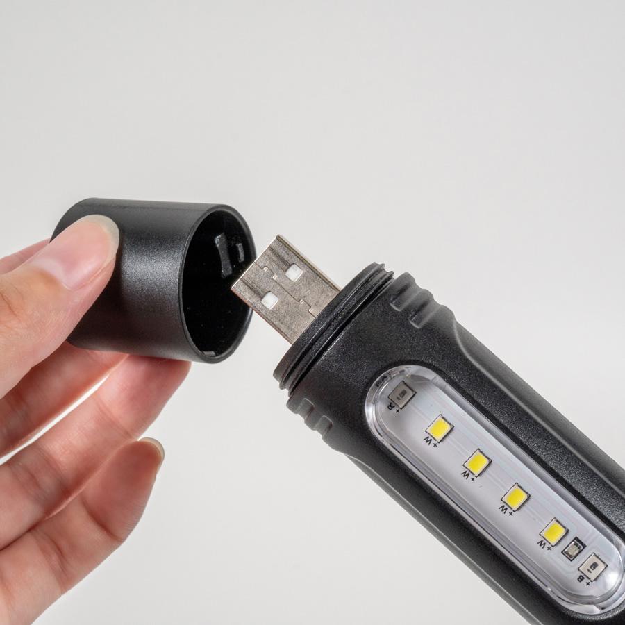 USB充電式マルチフラッシュライト　USB部分アップ