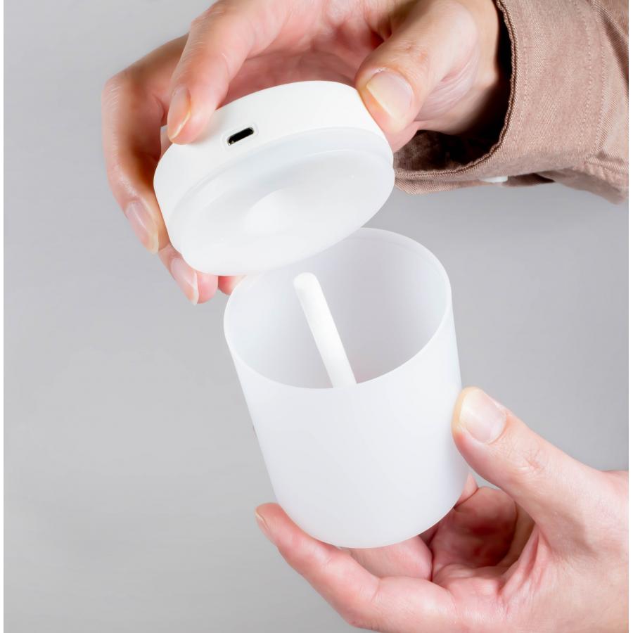 コンパクトUSB加湿器　本体とフタ