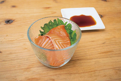 涼々ガラスのマルチカップ4Ｐ　使用イメージ(お刺身)