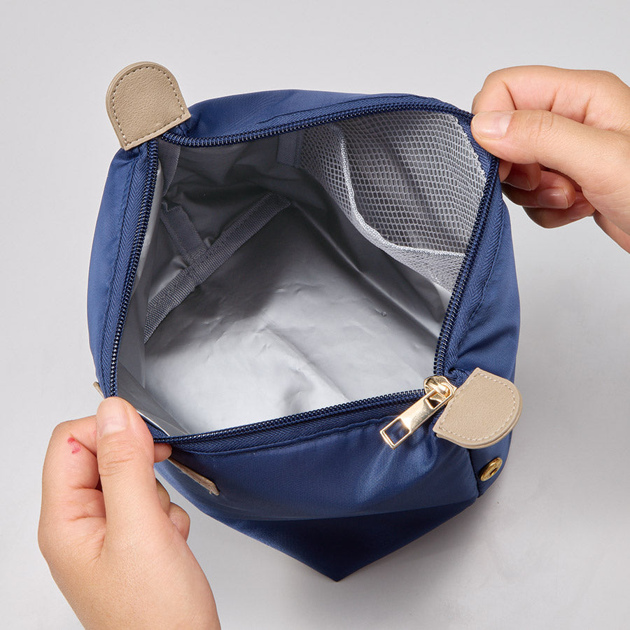 クーラーランチポーチ　広げた様子