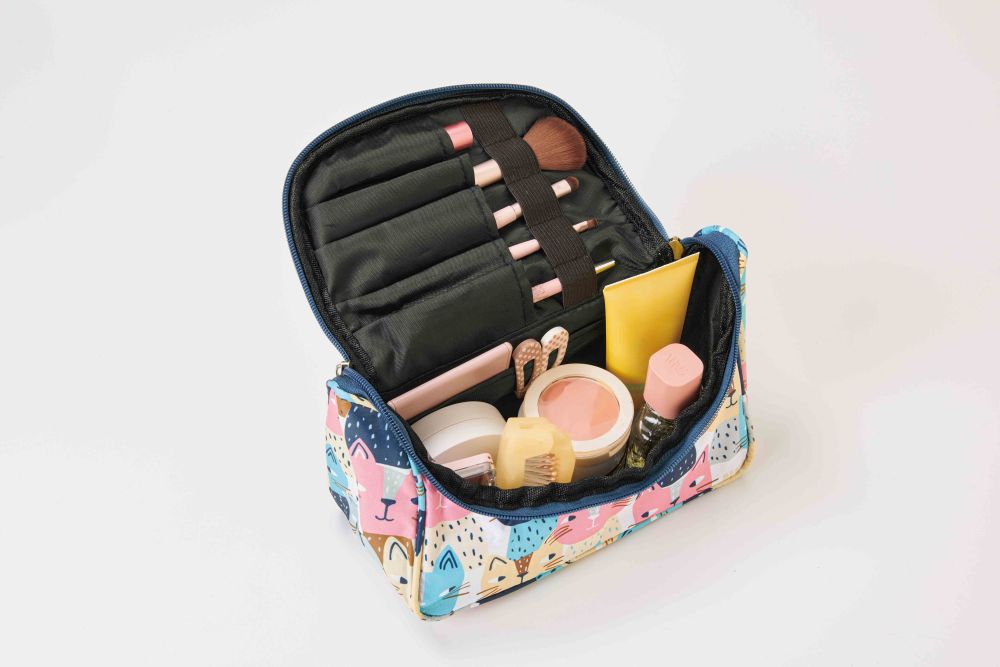 コパレ／プリントポーチ　使用イメージ