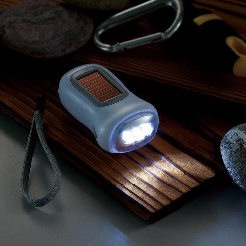 ダイナモ＆ソーラーライト　使用イメージ　ライト点灯時