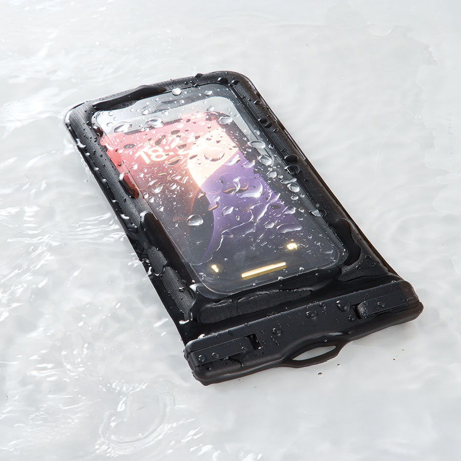 水に浮くモバイルウォータープルーフポーチ　防水