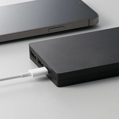 全面印刷できるモバイルチャージャー10000　type-Cケーブルで充電可能