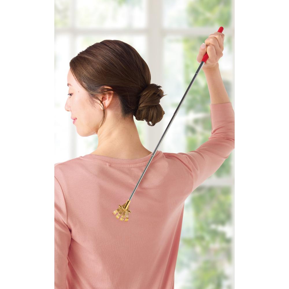 金色の孫の手　使用イメージ