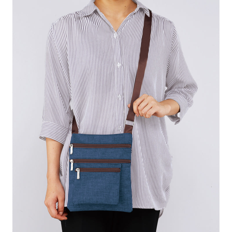 4ファスナーポケットショルダーバッグ