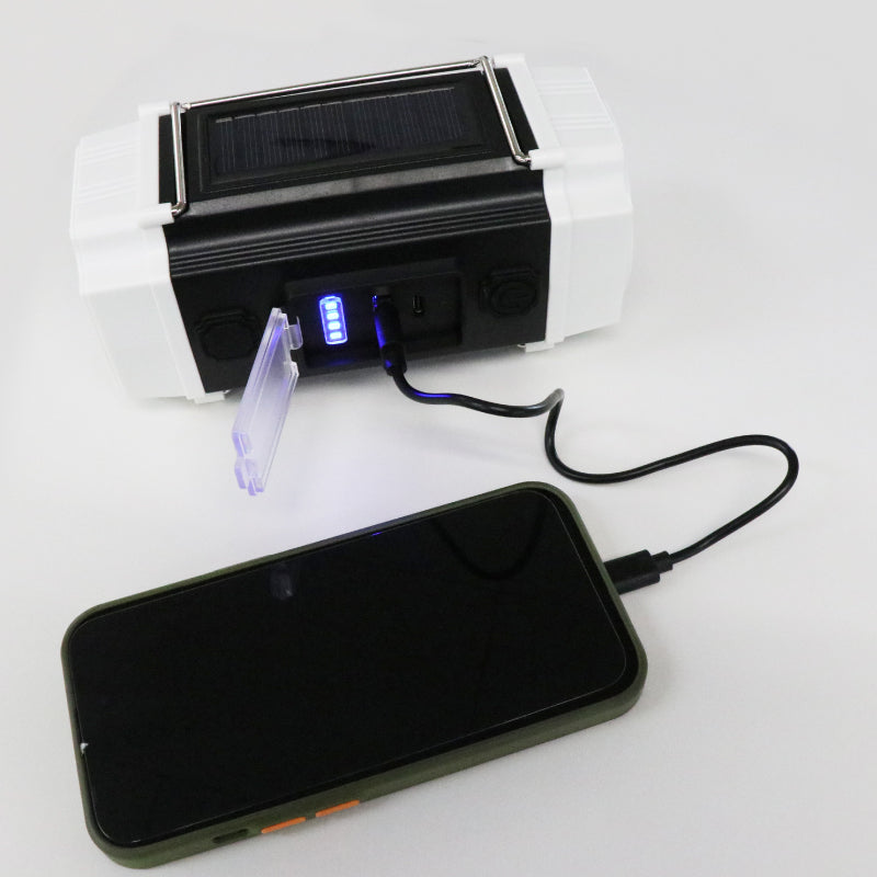 ソーラー充電多機能ライト