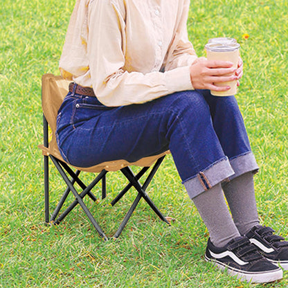 レジャーアンドライフ・ポータブルミニチェア【色指定可】　使用イメージ