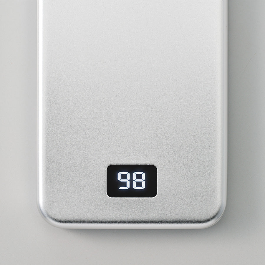 マグネット対応準固体電池モバイルチャージャー5000　残容量表示メモリアップ