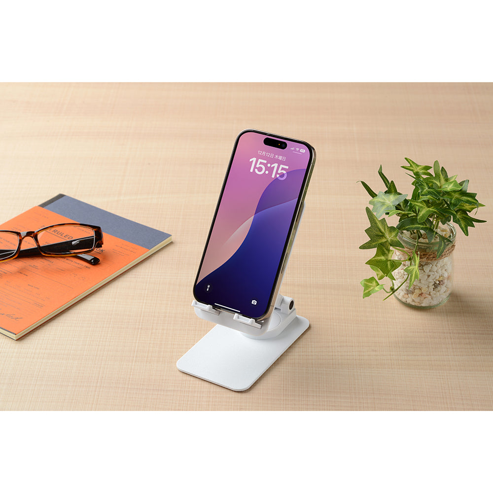 マルチモバイルスタンド　スマホ使用イメージ