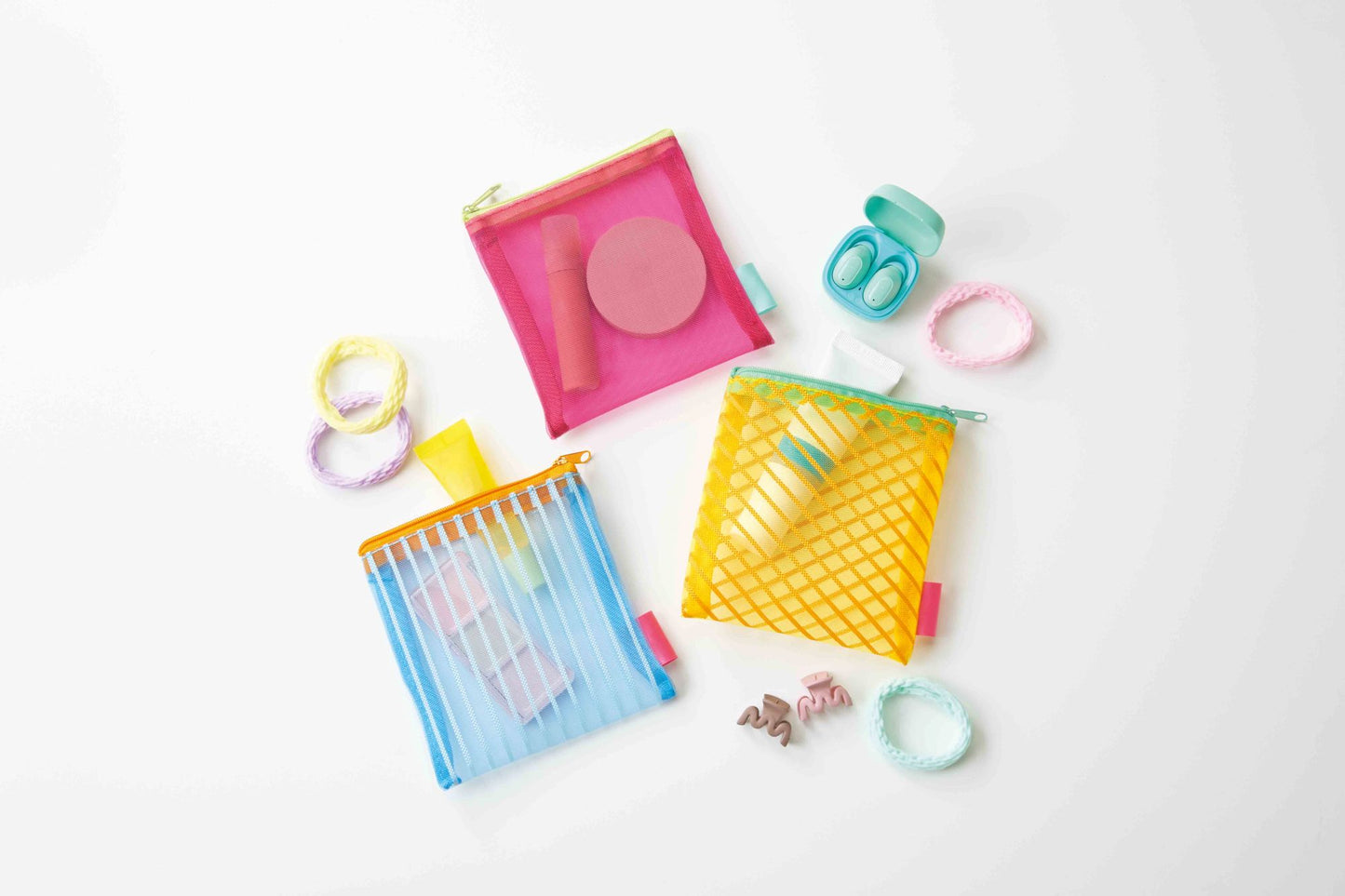 リアーク／カラーメッシュポーチ