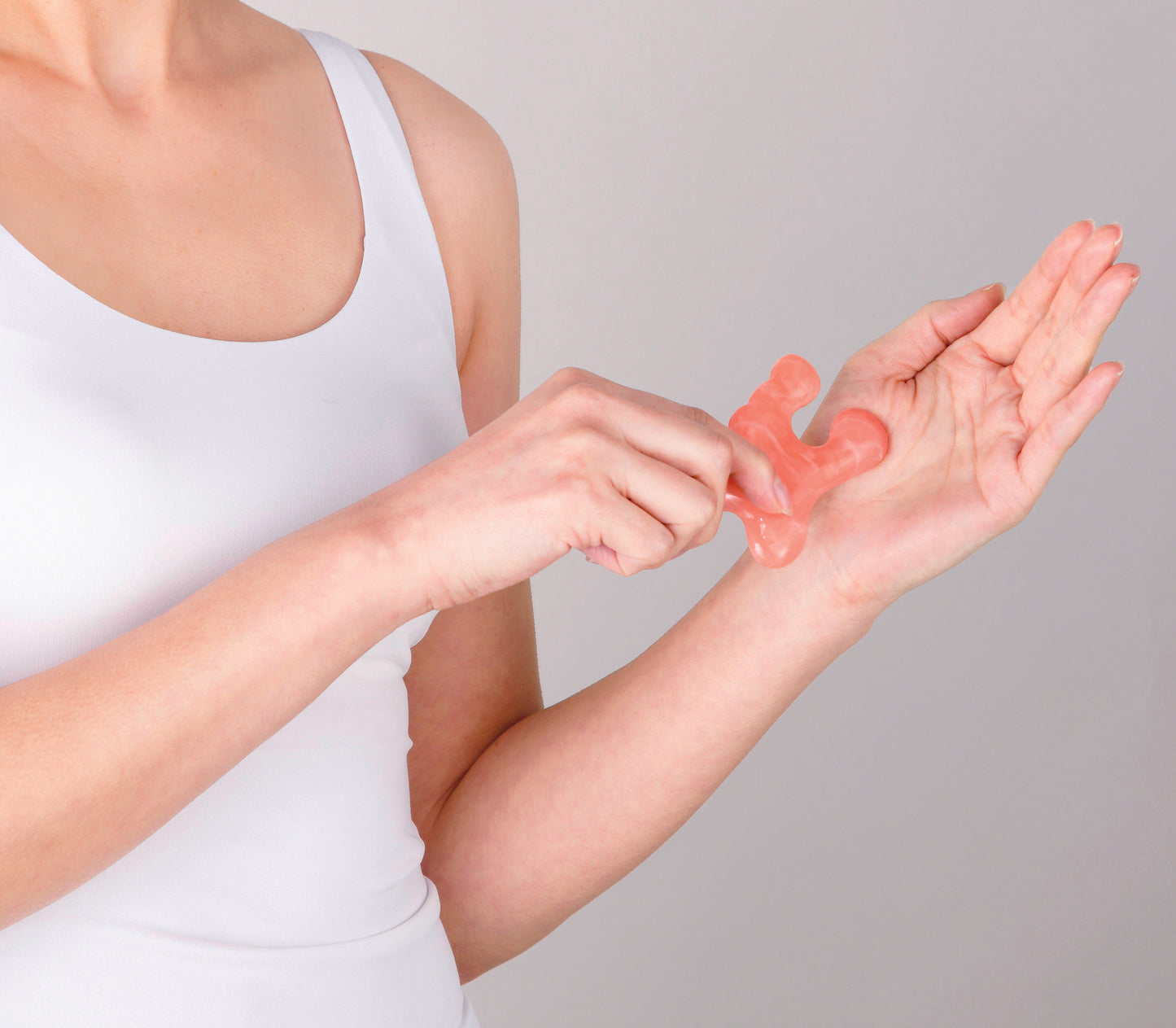 ローズボーテ・カッサプレート 使用イメージ(手のひら)