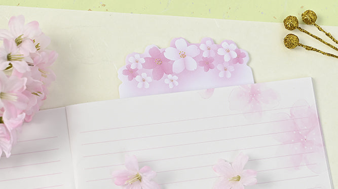 さくらダイカットふせん（２０枚入）　使用イメージ　ノート