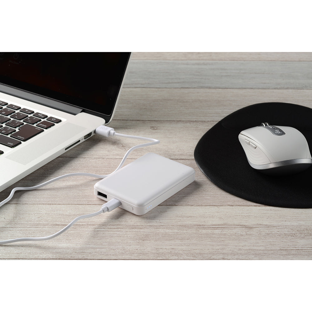 準固体モバイルタンク5000　充電時の使用イメージ