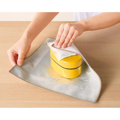 ピタッと巻ける保冷クロス　生地同士がピタッとくっつく不思議なクロス